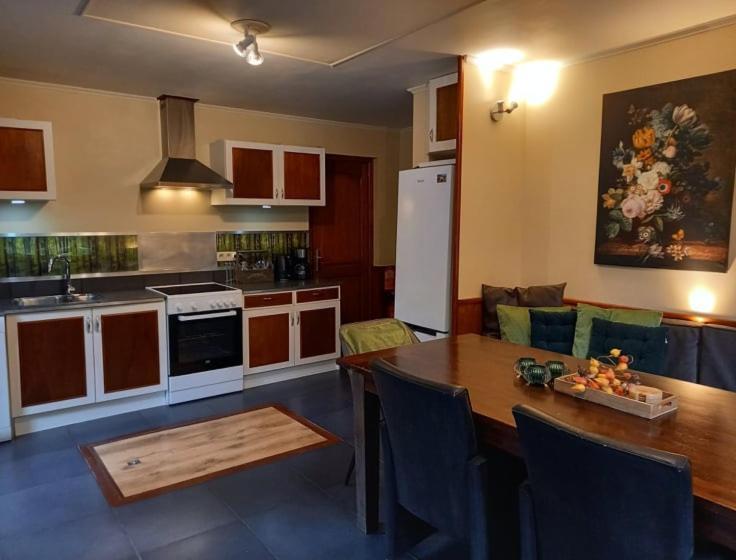 Holiday Home"Monsieur Nips" Érezée Zewnętrze zdjęcie
